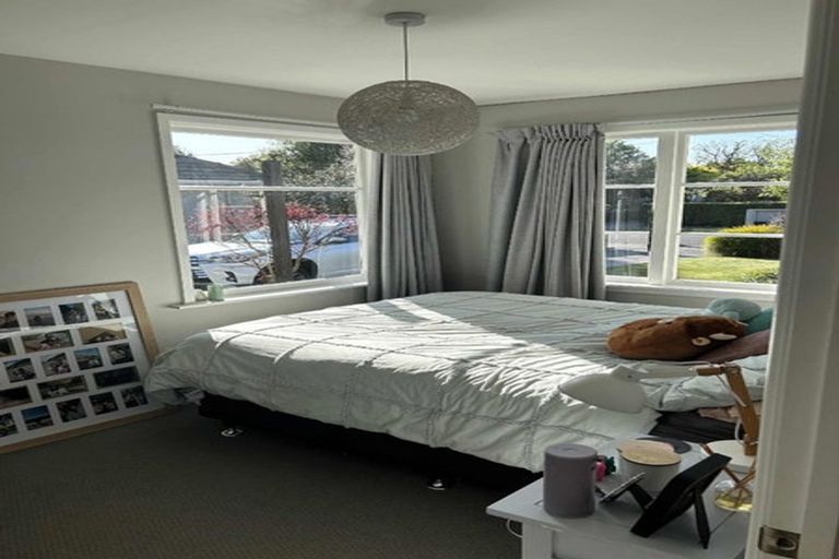 Photo of property in 27 Heath Street, Burnside, Christchurch, 8053