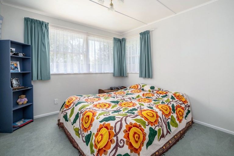 Photo of property in 12 Taverner Street, Carterton, 5713