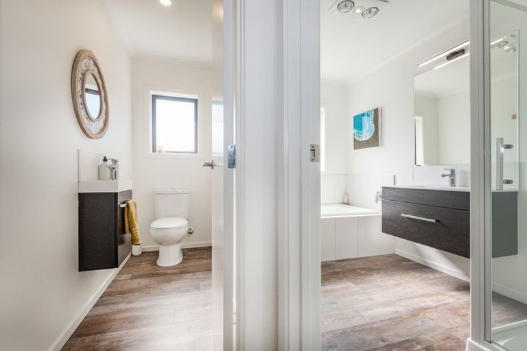 Photo of property in 25 Nilgiri Road, Poraiti, Napier, 4182