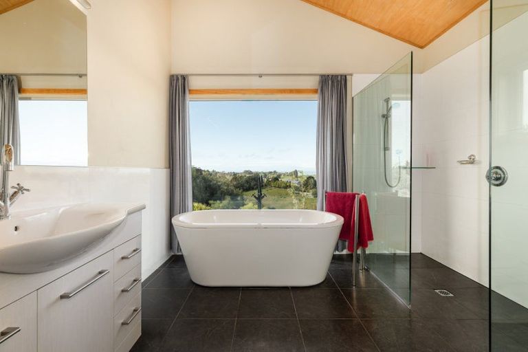 Photo of property in 43 Dawson Road, Upper Moutere, 7173