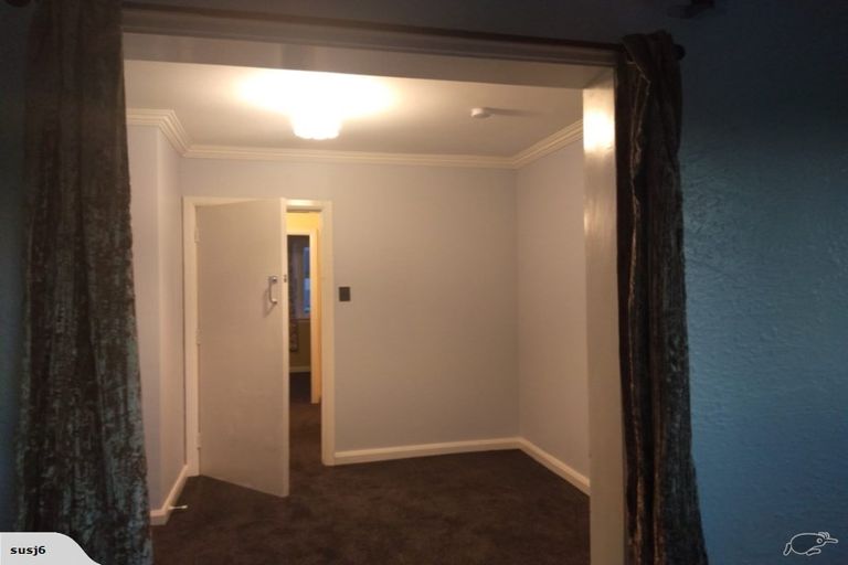 Photo of property in 339 Oxford Street, Levin, 5510