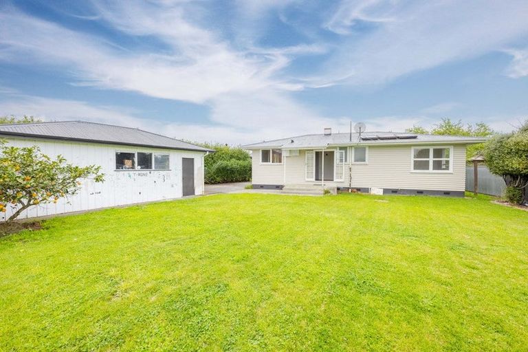 Photo of property in 1 Elliott Crescent, Havelock North, 4130