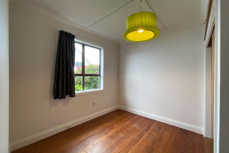 Photo of property in 14 Nottingham Street, Karori, Wellington, 6012