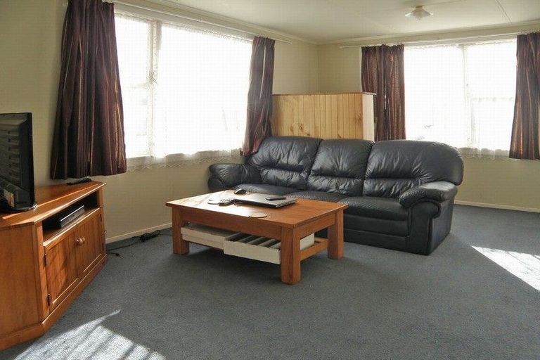 Photo of property in 1/66 Morley Street, New Plymouth, 4310