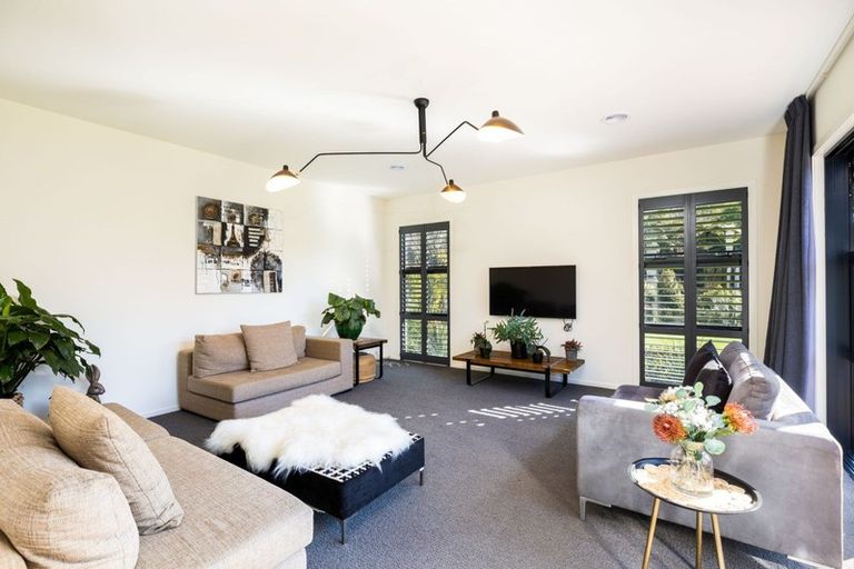 Photo of property in 10 Pike Place, Ferndale, New Plymouth, 4310