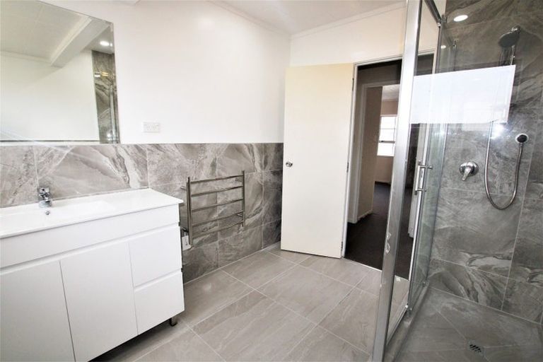 Photo of property in 61 Alabaster Drive, Papatoetoe, Auckland, 2025