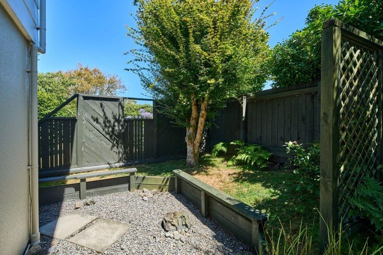 Photo of property in 8 Ross Grove, Paraparaumu, 5032