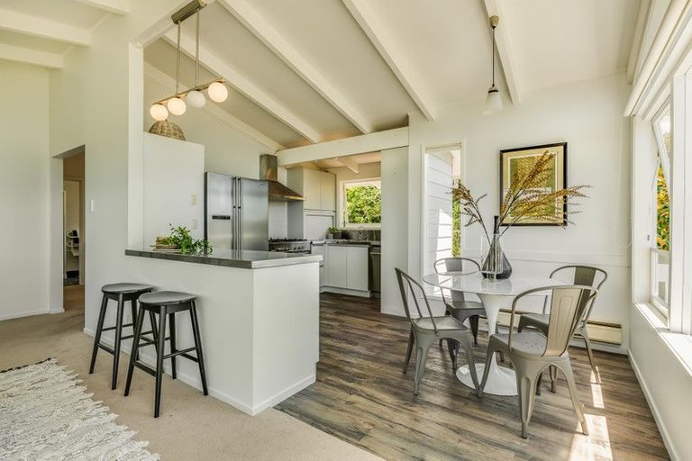 Photo of property in 1/5 Gull Lane, Mairangi Bay, Auckland, 0630