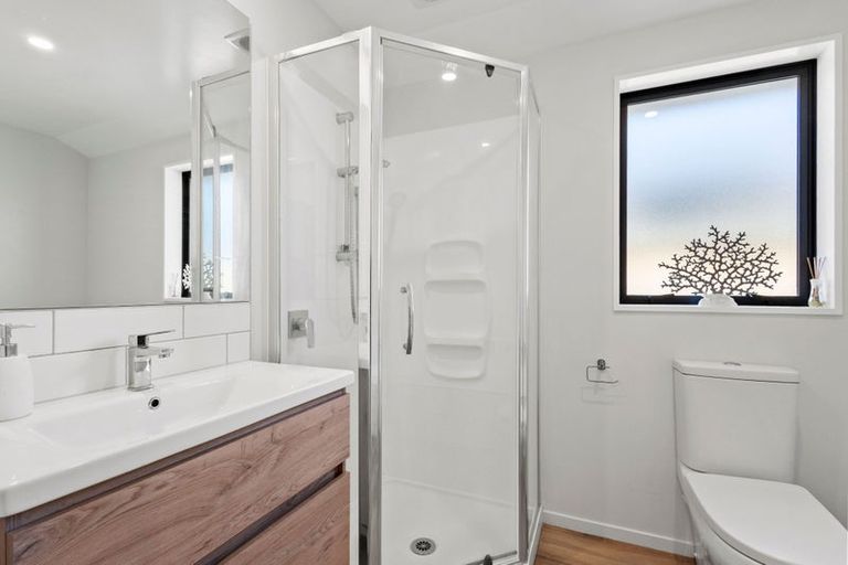 Photo of property in 3 Woodford Avenue, Woodend, 7610