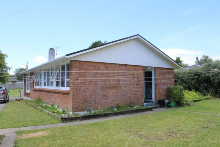 Photo of property in 11 Parekarangi Grove, Turangi, 3334