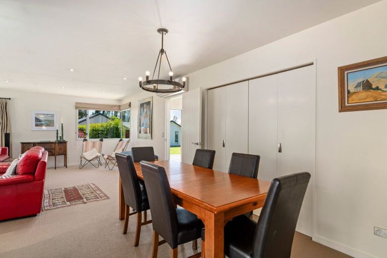 Photo of property in 12 Jessies Crescent, Wanaka, 9305