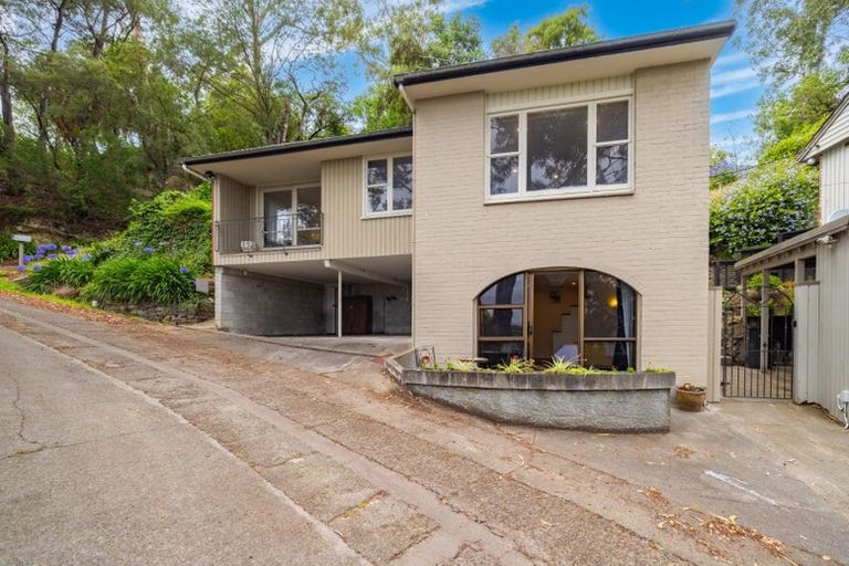 Photo of property in 10 Sherwood Lane, Cashmere, Christchurch, 8022