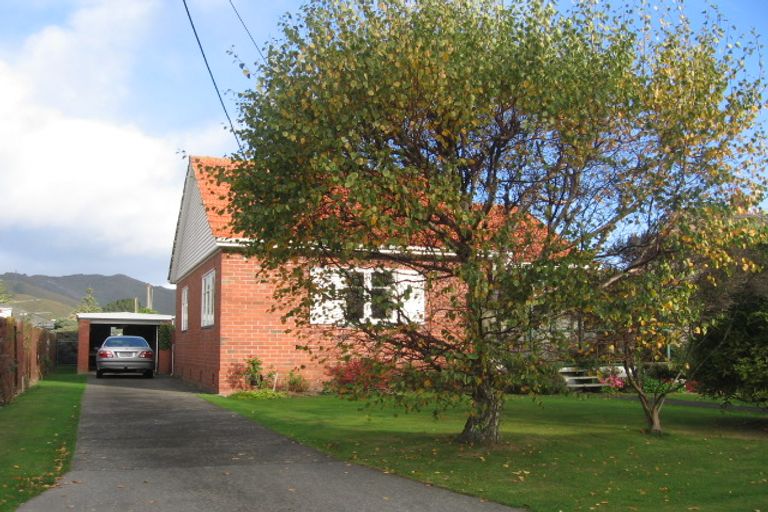 Photo of property in 24 Douglas Street, Waiwhetu, Lower Hutt, 5010