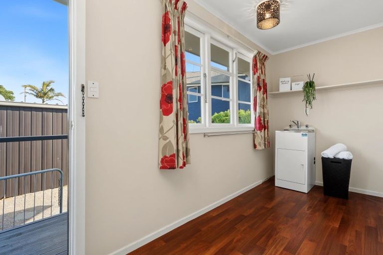 Photo of property in 4 Motiti Road, Papamoa Beach, Papamoa, 3118