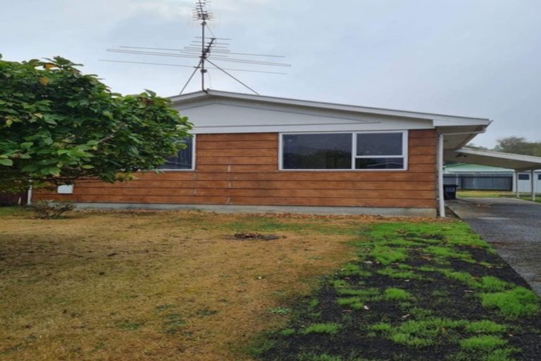 Photo of property in 20 Shanly Street, Brown Owl, Upper Hutt, 5018
