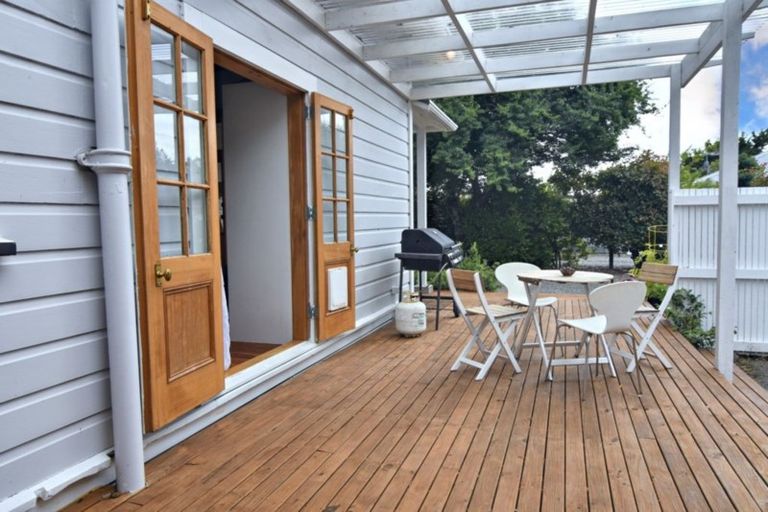 Photo of property in 270 High Street North, Carterton, 5713