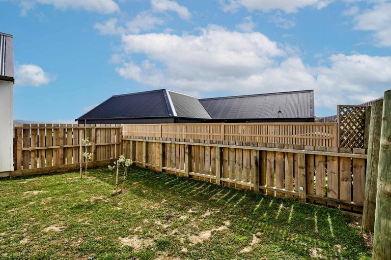 Photo of property in 11 Lemonwood Way, Woodridge, Wellington, 6037