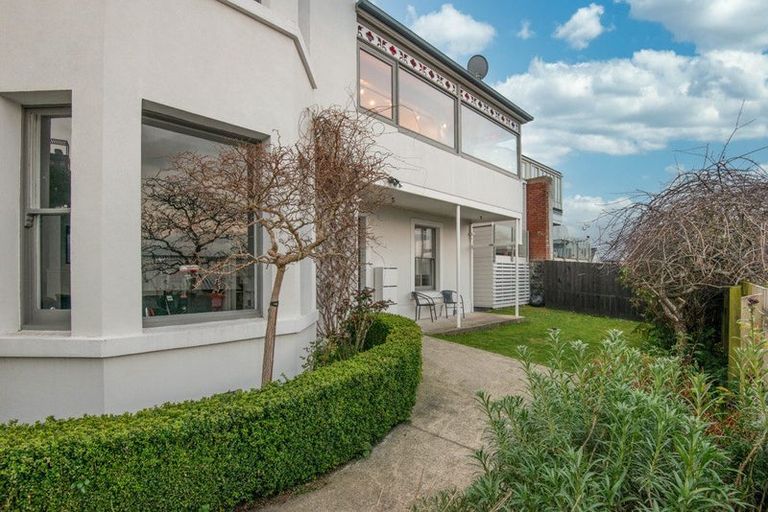 Photo of property in 422 Highgate, Roslyn, Dunedin, 9010