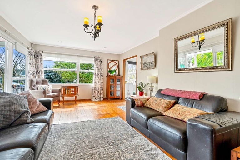 Photo of property in 44 Te Kanawa Crescent, Henderson, Auckland, 0610