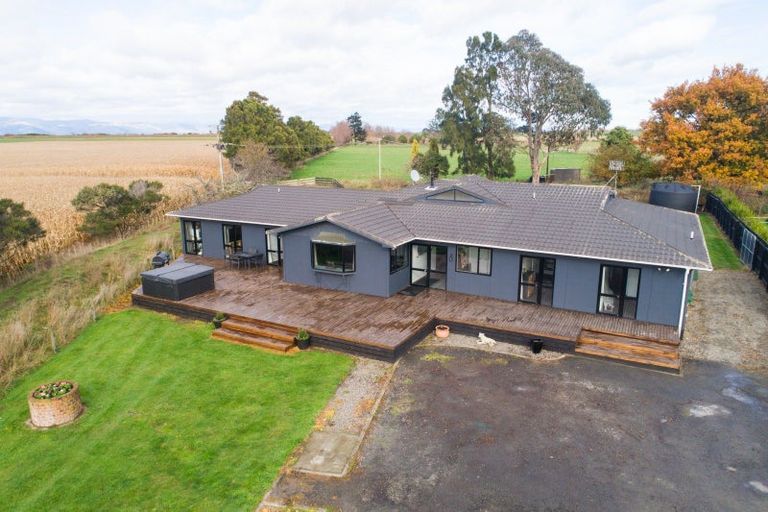 Photo of property in 982a Rongotea Road, Rongotea, Palmerston North, 4476