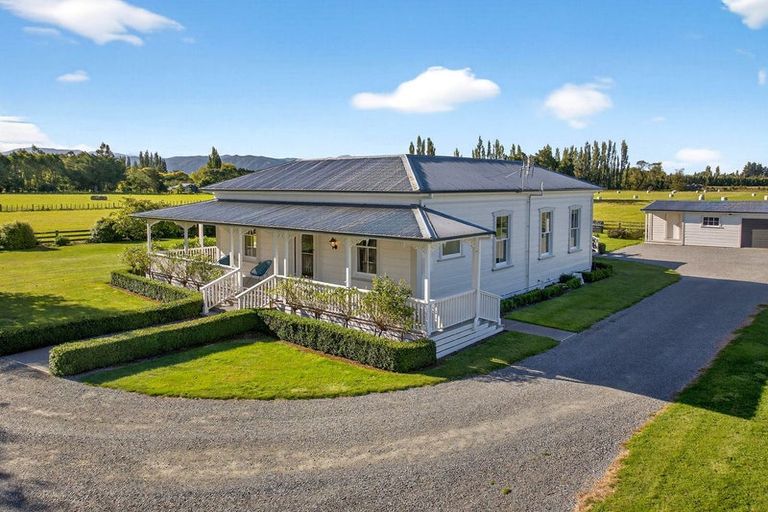 Photo of property in 23a Hupenui Road, Ahikouka, Greytown, 5794