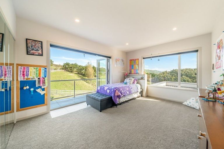 Photo of property in 75b Paremata Haywards Road, Pauatahanui, Porirua, 5381