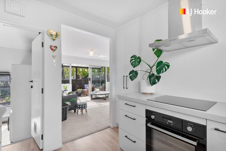 Photo of property in 35 Kinmont Crescent, Kinmont Park, Mosgiel, 9024