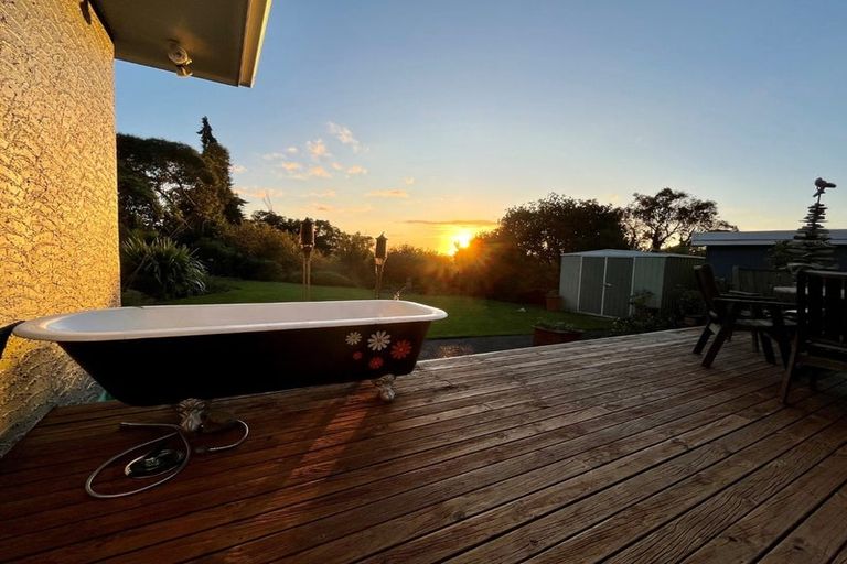 Photo of property in 15 Tregarth Street, Saint Johns Hill, Whanganui, 4501