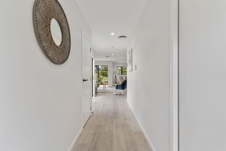 Photo of property in 33a Patons Road, Howick, Auckland, 2014