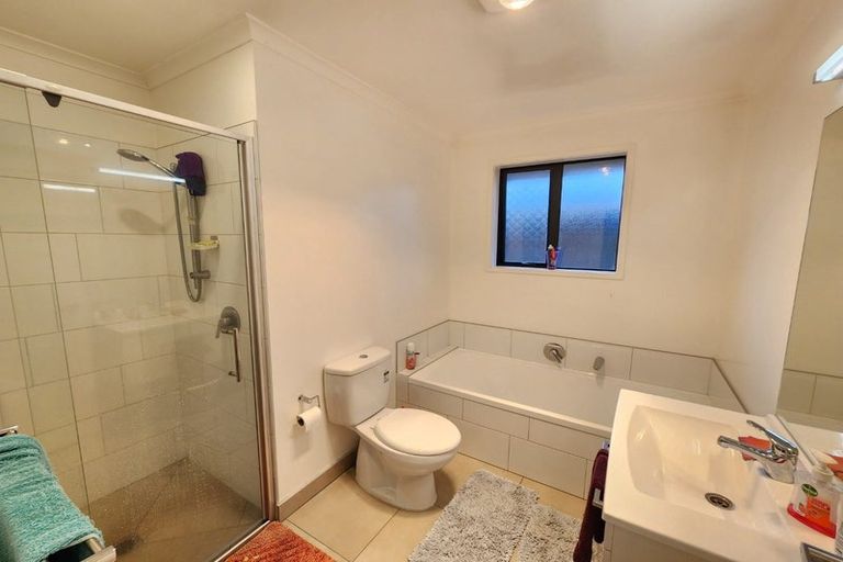 Photo of property in 2 Theobald Street, Pokeno, 2402