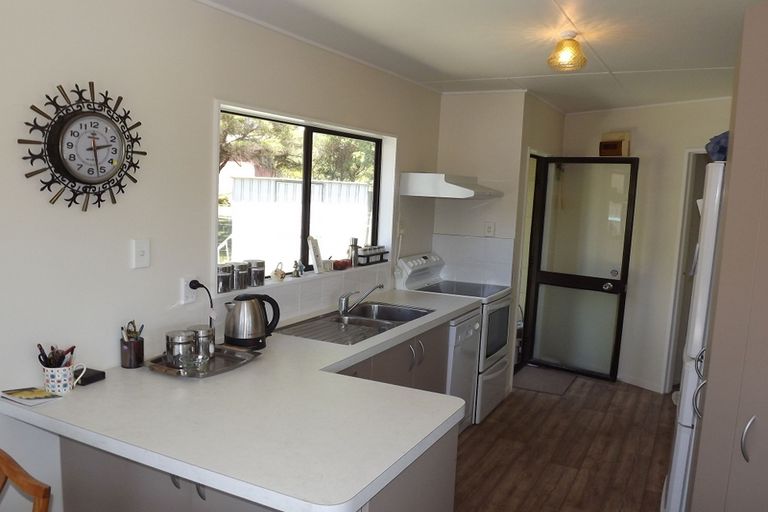 Photo of property in 9a Cross Street, Raglan, 3225