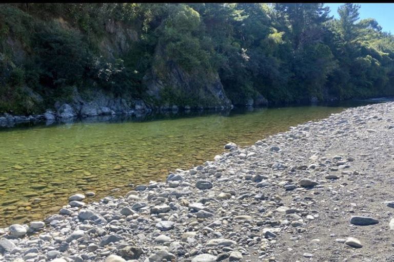 Photo of property in 733 Otaki Gorge Road, Hautere, Otaki, 5582