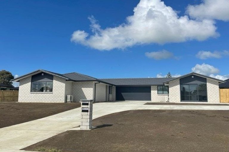 Photo of property in 16 Cabernet Court, Te Kauwhata, 3710