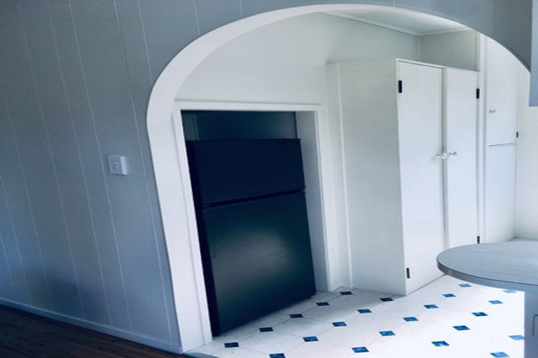 Photo of property in 1/41 Masterton Road, Rothesay Bay, Auckland, 0630