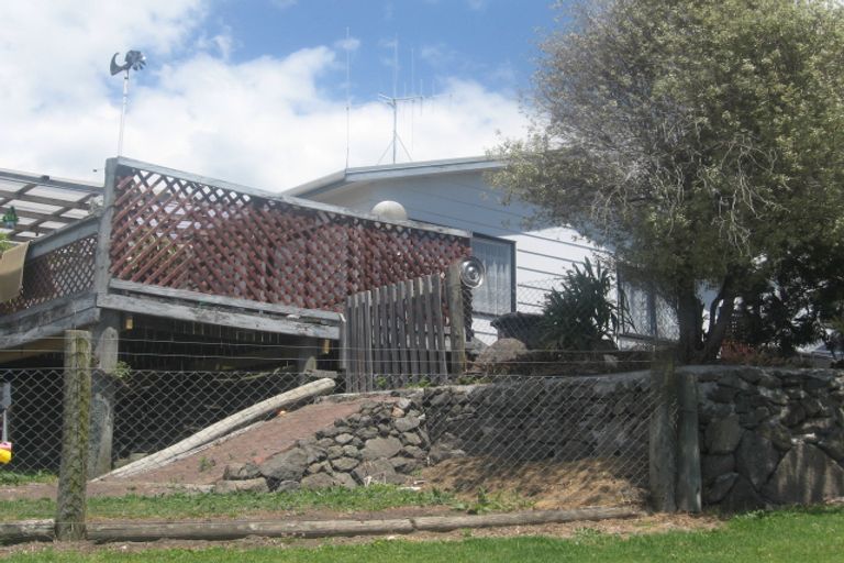 Photo of property in 52 Atuaroa Avenue, Te Puke, 3119