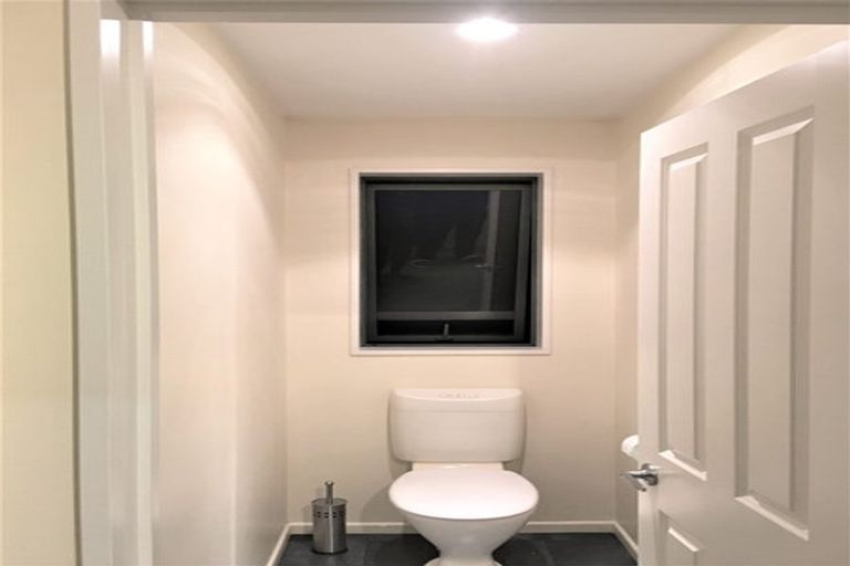 Photo of property in 27 Dufek Crescent, Wigram, Christchurch, 8042