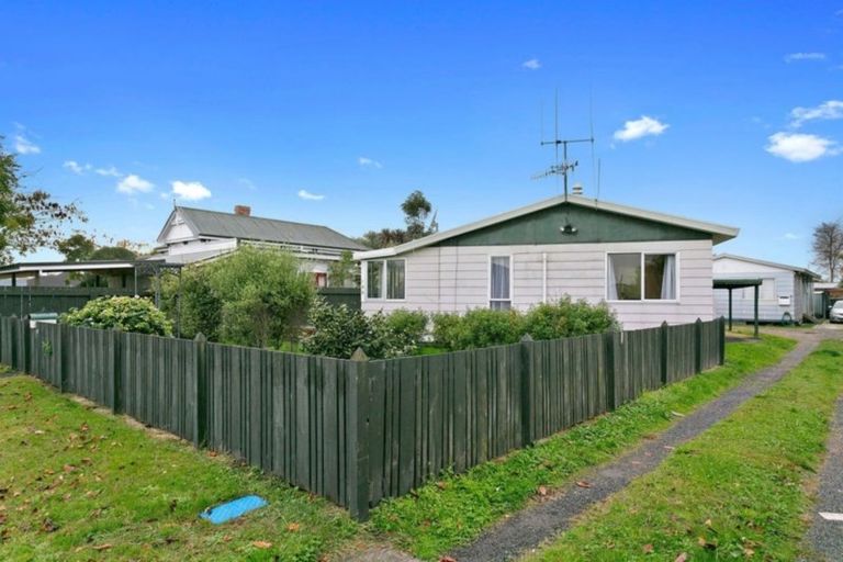 Photo of property in 188 Shakespeare Street, Leamington, Cambridge, 3432