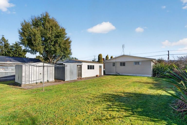 Photo of property in 1 Taverner Street, Carterton, 5713