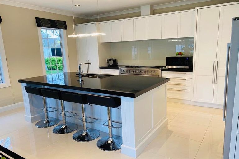 Photo of property in 2 Blundell Way, Heretaunga, Upper Hutt, 5018