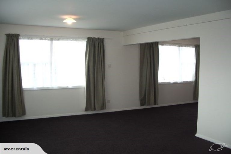 Photo of property in 33 Cotswold Avenue, Bishopdale, Christchurch, 8053