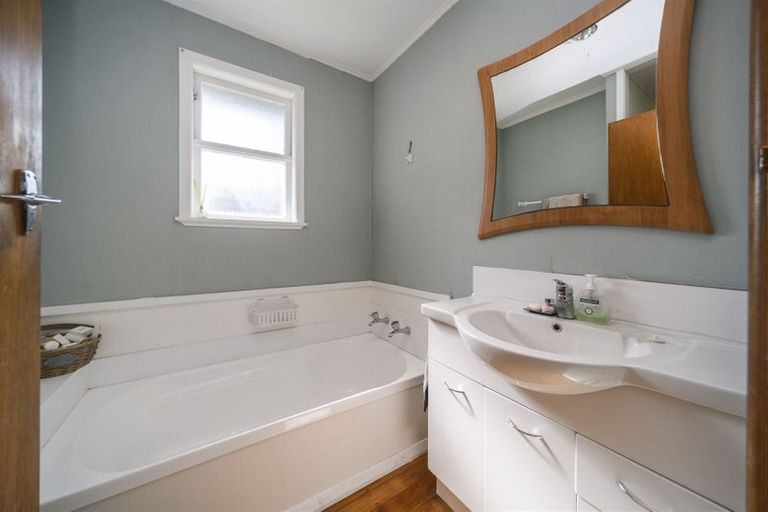 Photo of property in 72 Worcester Street, Ashhurst, 4810