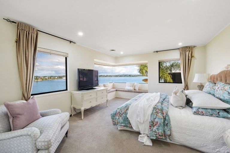 Photo of property in 38 Venus Place, Half Moon Bay, Auckland, 2012