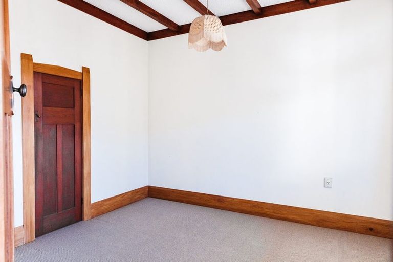 Photo of property in 609 Maddison Street, Akina, Hastings, 4122