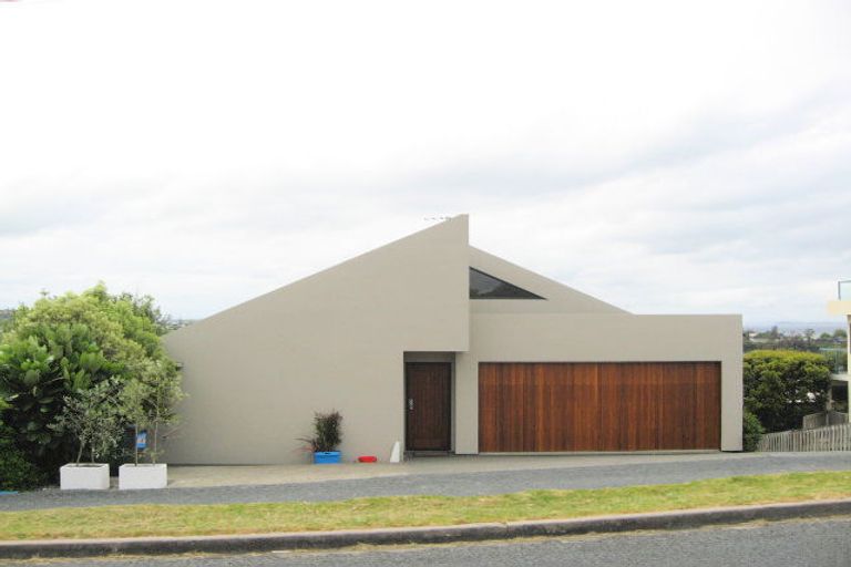 Photo of property in 73a Stanmore Bay Road, Stanmore Bay, Whangaparaoa, 0932