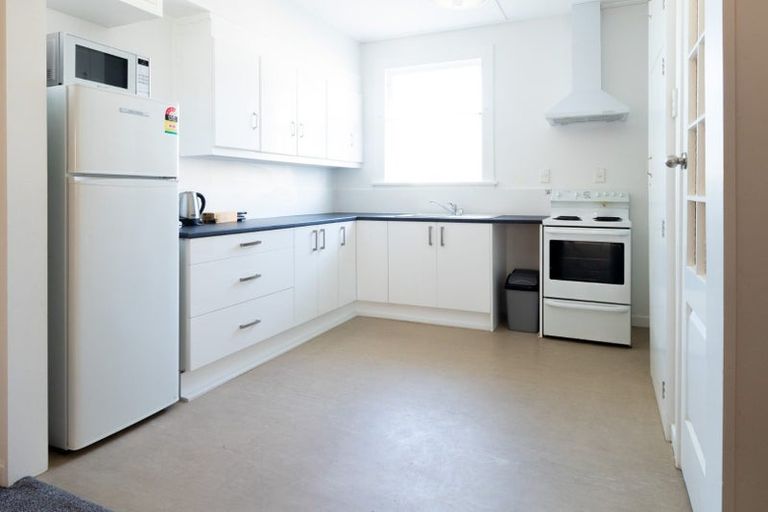 Photo of property in 335 Dee Street, Avenal, Invercargill, 9810