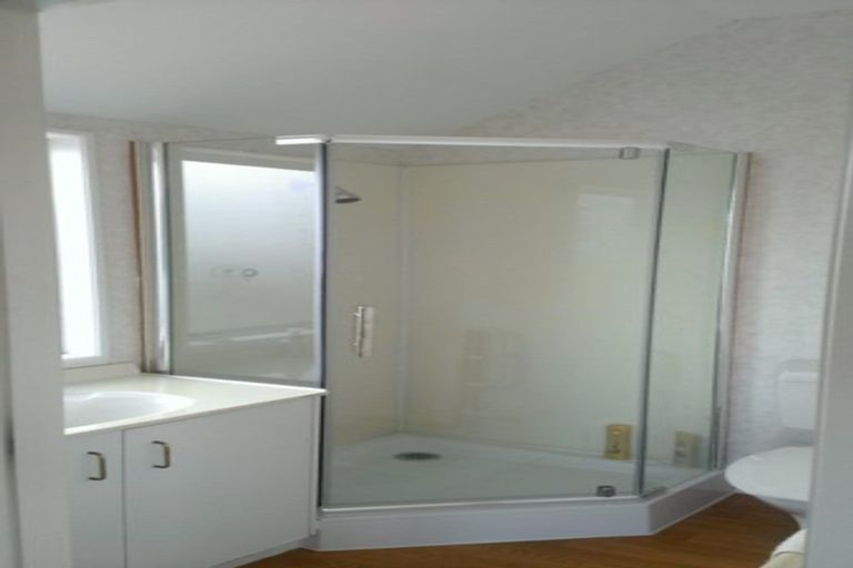 Photo of property in 3 Charles Prevost Drive, The Gardens, Auckland, 2105