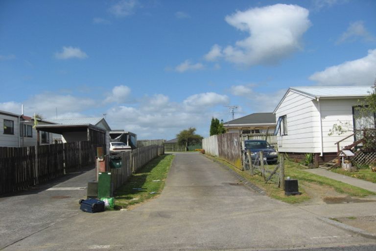 Photo of property in 20 Templeton Place, Clendon Park, Auckland, 2103