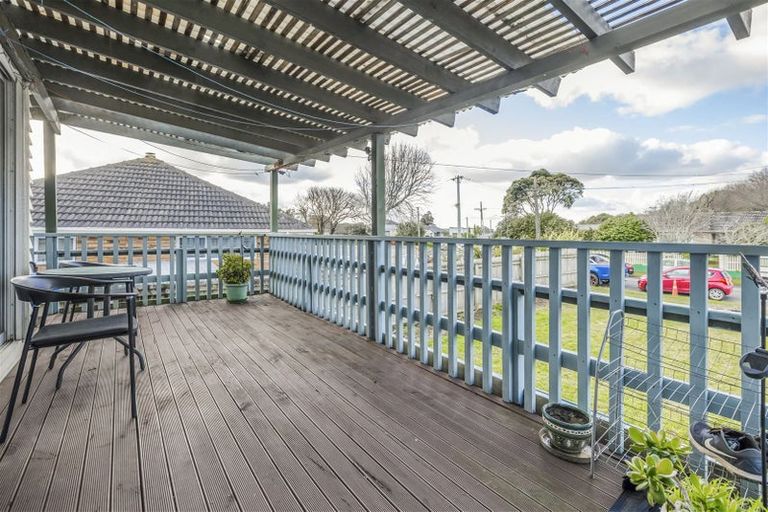 Photo of property in 26 Kohinoor Avenue, Mangere, Auckland, 2022
