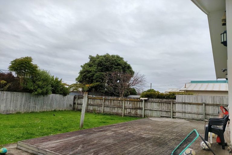 Photo of property in 8 Plunket Avenue, Petone, Lower Hutt, 5012