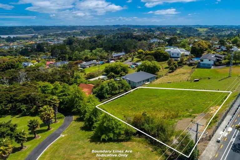 Photo of property in 186 Upper Harbour Drive, Greenhithe, Auckland, 0632
